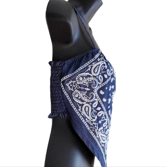 Bandana Crop Top - Picture 2 of 3